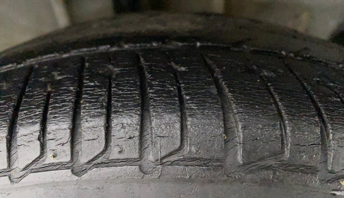2019 Tata Tiago XZ PLUS PETROL, Petrol, Manual, 30,910 km, Right Rear Tyre Tread