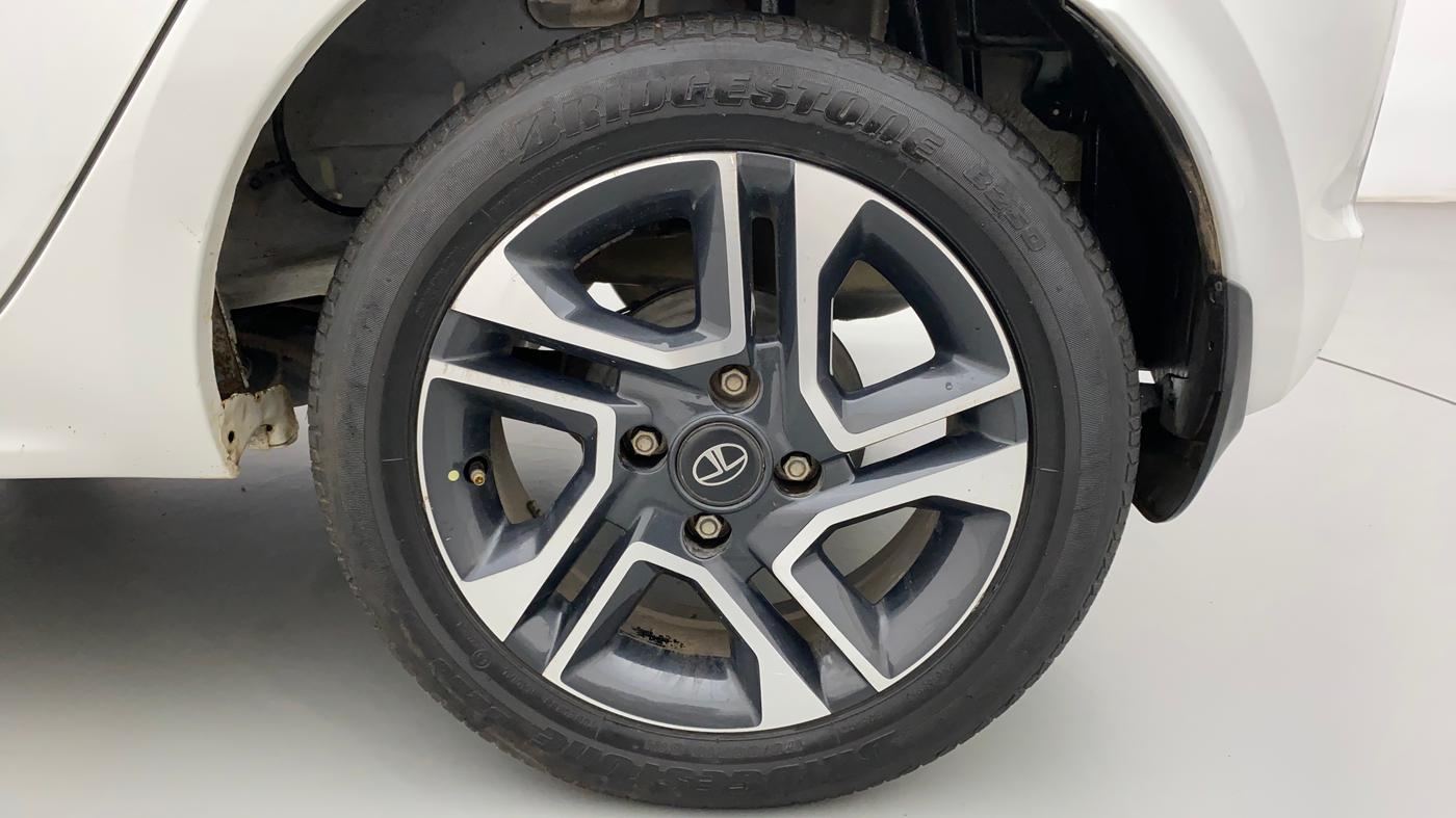 2019 Tata Tiago XZ PLUS PETROL, Petrol, Manual, 30,910 km, Left Rear Wheel