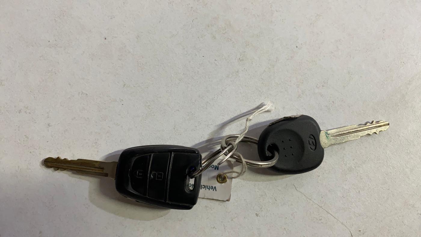 2018 Hyundai NEW SANTRO SPORTZ AMT, Petrol, Automatic, 45,325 km, Key Close Up