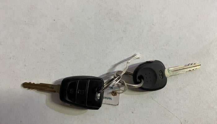 2018 Hyundai NEW SANTRO SPORTZ AMT, Petrol, Automatic, 45,325 km, Key Close Up