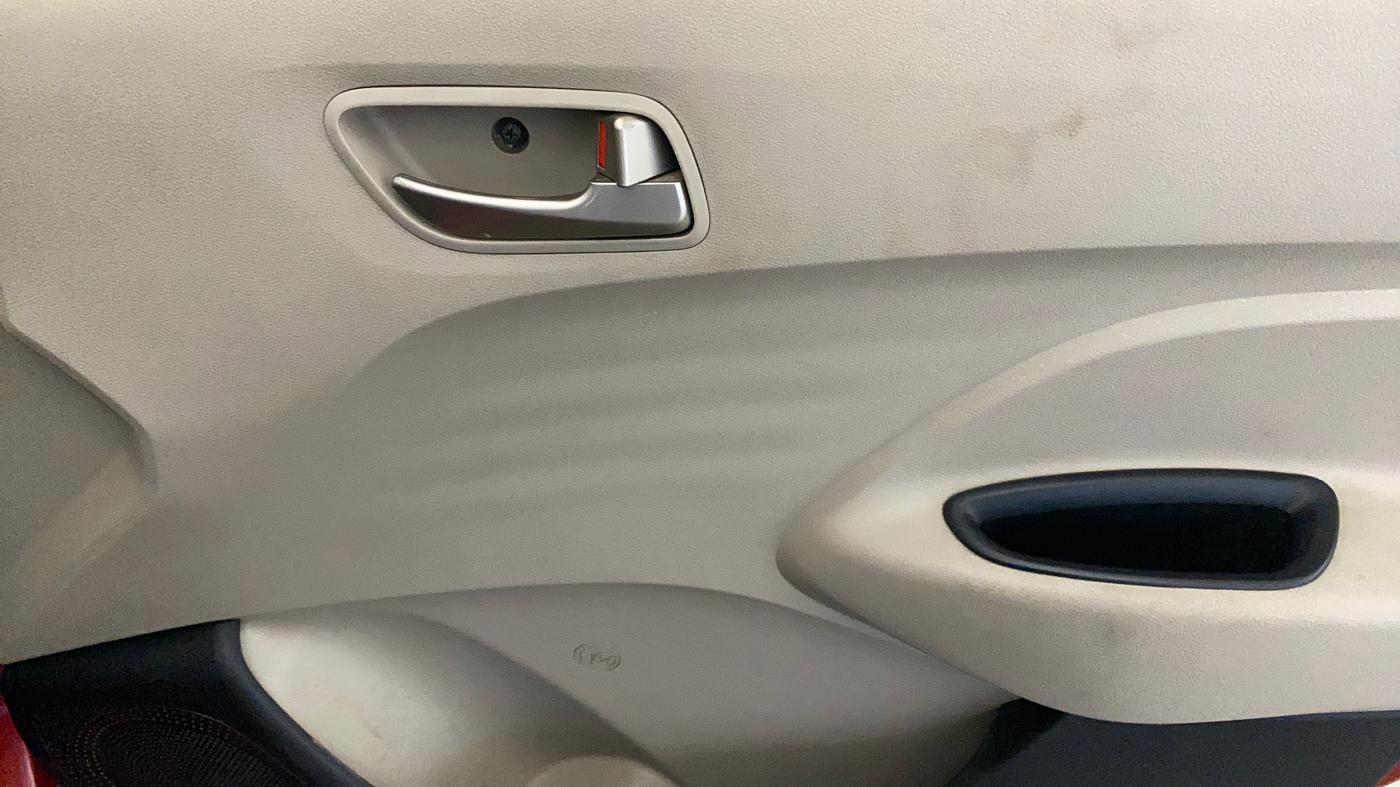 2018 Hyundai NEW SANTRO SPORTZ AMT, Petrol, Automatic, 45,325 km, Driver Side Door Panels Control