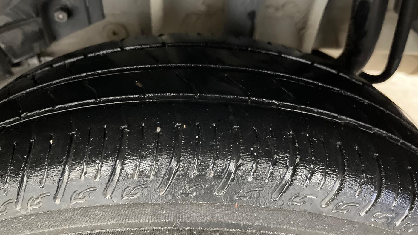 2023 Tata TIGOR XZ PLUS CNG, CNG, Manual, 46,781 km, Left Rear Tyre Tread