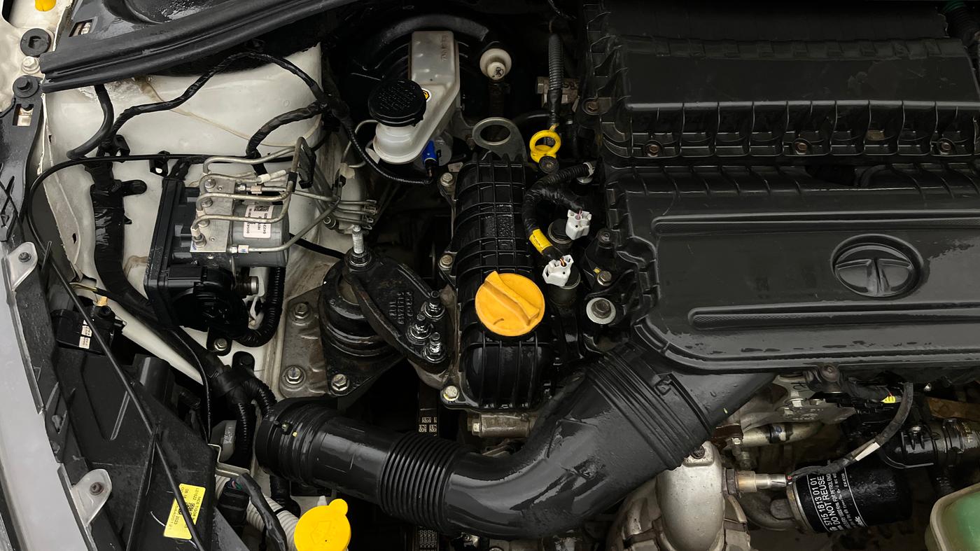 2023 Tata TIGOR XZ PLUS CNG, CNG, Manual, 46,781 km, Engine View - Right