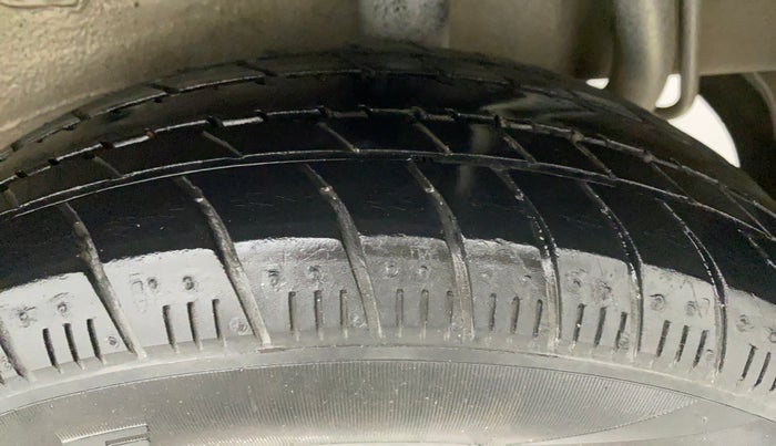 2015 Maruti Celerio ZXI AMT, Petrol, Automatic, 32,068 km, Left Rear Tyre Tread