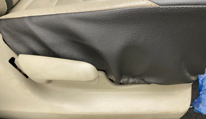 2015 Maruti Celerio ZXI AMT, Petrol, Automatic, 32,068 km, Driver Side Adjustment Panel