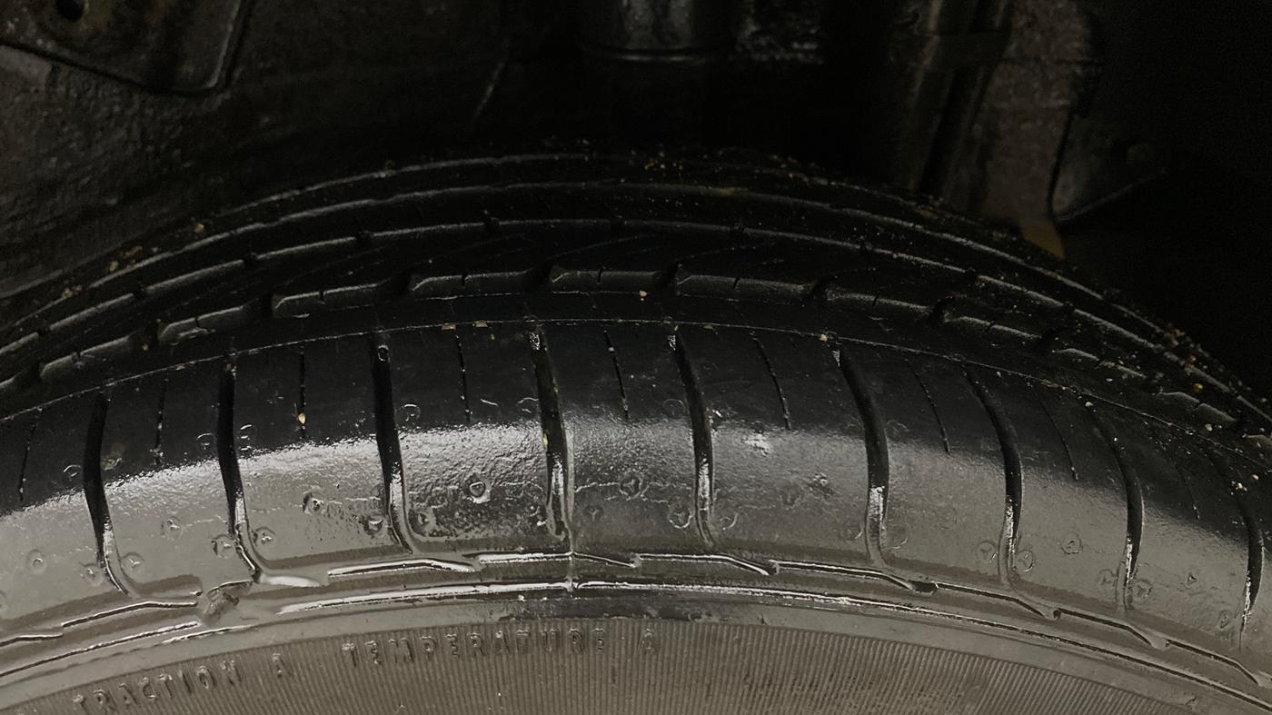 2022 Tata NEXON XM PETROL, Petrol, Manual, 1,47,104 km, Left Rear Tyre Tread