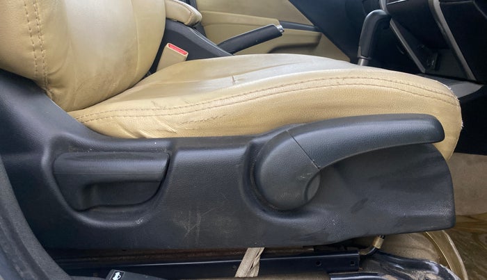 2016 Honda City 1.5L I-VTEC SV CVT, Petrol, Automatic, 76,999 km, Driver Side Adjustment Panel