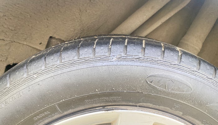 2016 Honda City 1.5L I-VTEC SV CVT, Petrol, Automatic, 76,999 km, Left Rear Tyre Tread