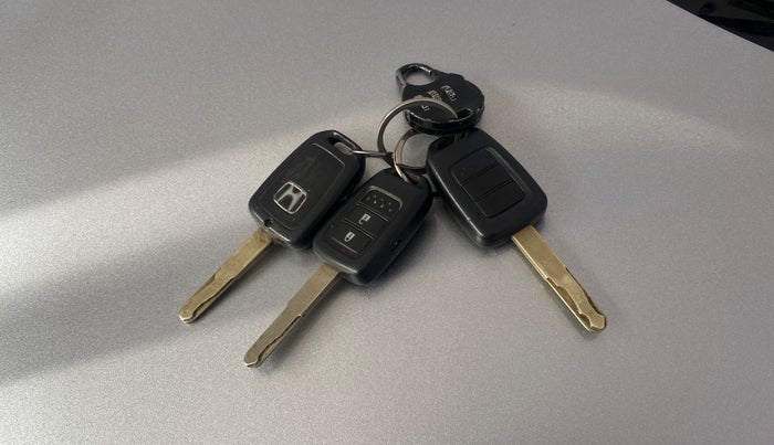 2016 Honda City 1.5L I-VTEC SV CVT, Petrol, Automatic, 76,999 km, Key Close Up