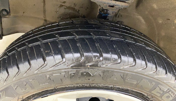 2017 Maruti Wagon R 1.0 VXI, Petrol, Manual, 27,056 km, Left Front Tyre Tread