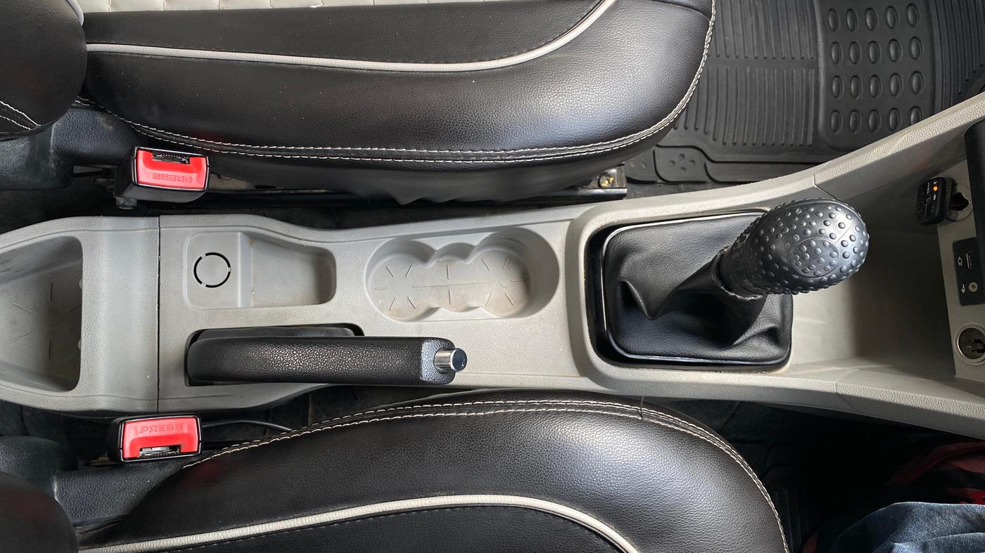 2018 Tata Tiago XZ PETROL, CNG, Manual, 84,858 km, Gear Lever