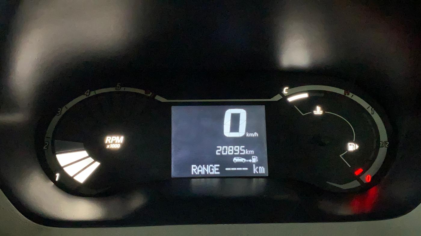 2021 Nissan MAGNITE XL, Petrol, Manual, 20,885 km, Odometer Image