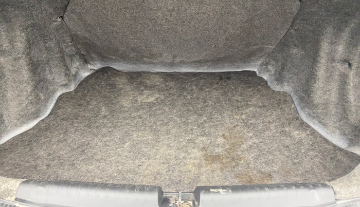 2015 Honda Amaze 1.2L I-VTEC VX, Petrol, Manual, 81,136 km, Boot Inside