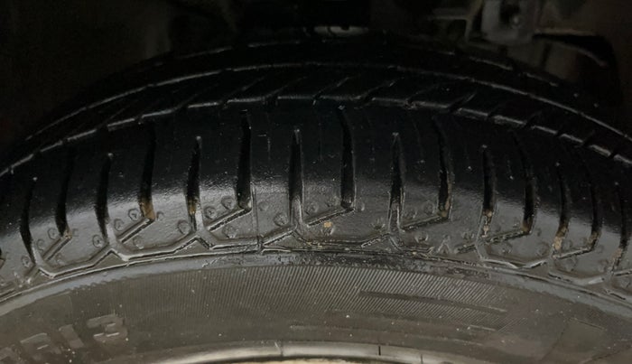 2018 Tata Tiago XM PETROL, Petrol, Manual, 47,257 km, Right Front Tyre Tread