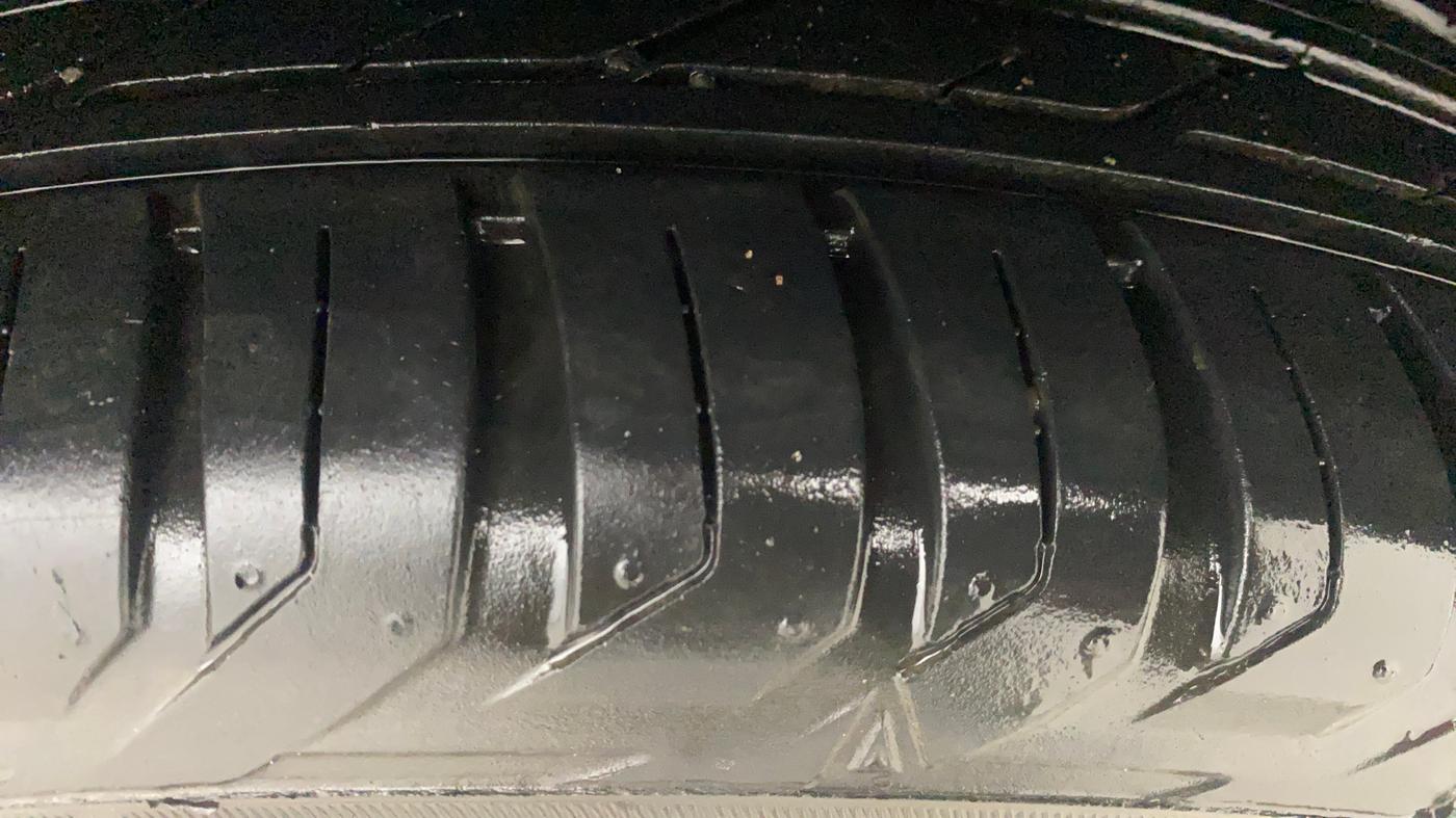 2018 Hyundai Tucson GLS 4WD AT DIESEL, Diesel, Automatic, 46,022 km, Left Rear Tyre Tread