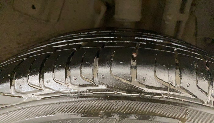 2023 Tata NEXON CREATIVE PLUS 1.2 REVOTRON 6 MT DT, Petrol, Manual, 24,857 km, Left Rear Tyre Tread