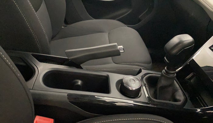 2023 Tata NEXON CREATIVE PLUS 1.2 REVOTRON 6 MT DT, Petrol, Manual, 24,857 km, Gear Lever