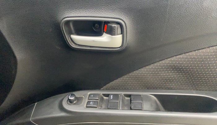 2018 Maruti Celerio X ZXI (O) AMT, Petrol, Automatic, 1,38,622 km, Driver Side Door Panels Control