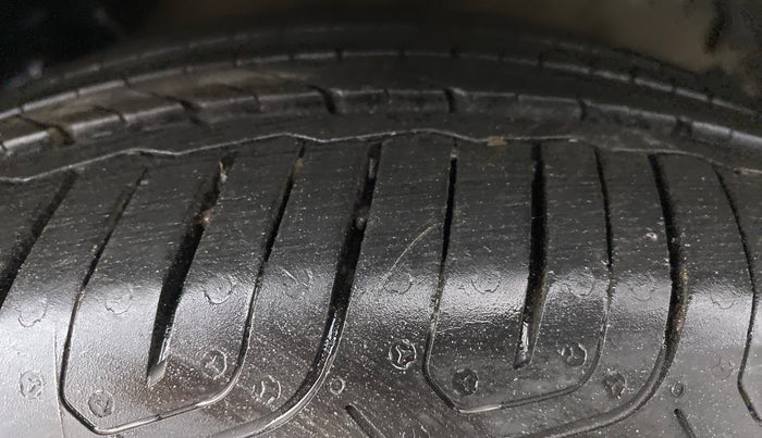2014 Hyundai Sonata 2.4 GDI AT, Petrol, Automatic, 48,994 km, Right Front Tyre Tread