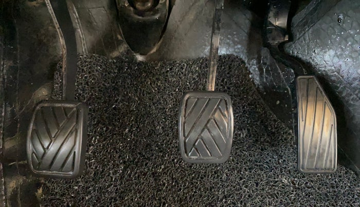 2022 Maruti Celerio VXI CNG, CNG, Manual, 1,21,824 km, Pedals