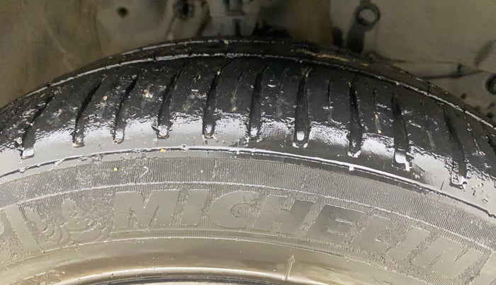 2017 Honda Jazz 1.2L I-VTEC V, Petrol, Manual, 46,359 km, Right Front Tyre Tread