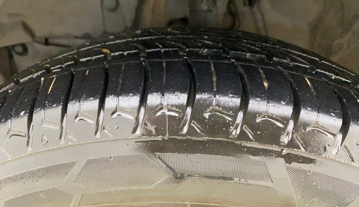 2017 Honda Jazz 1.2L I-VTEC V, Petrol, Manual, 46,359 km, Left Front Tyre Tread