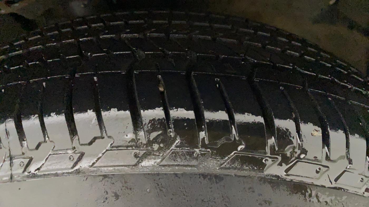 2021 Tata Harrier XZ PLUS 2.0L, Diesel, Manual, 55,232 km, Left Front Tyre Tread