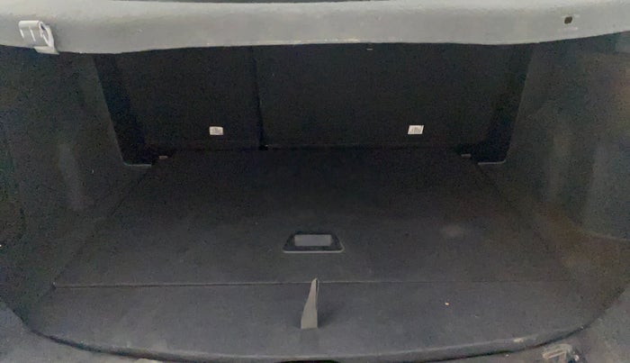 2021 Tata Harrier XZ PLUS 2.0L, Diesel, Manual, 55,232 km, Boot Inside