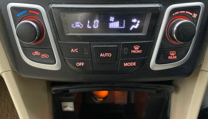 2015 Maruti Ciaz ZXI AMT, Petrol, Automatic, 90,118 km, Automatic Climate Control