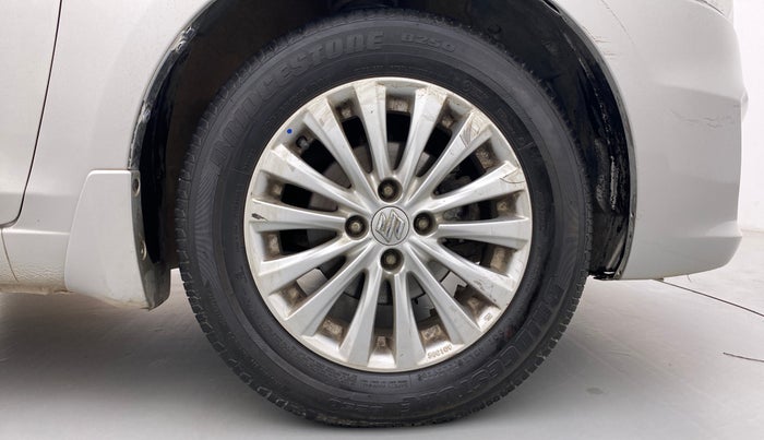 2015 Maruti Ciaz ZXI AMT, Petrol, Automatic, 90,118 km, Right Front Wheel