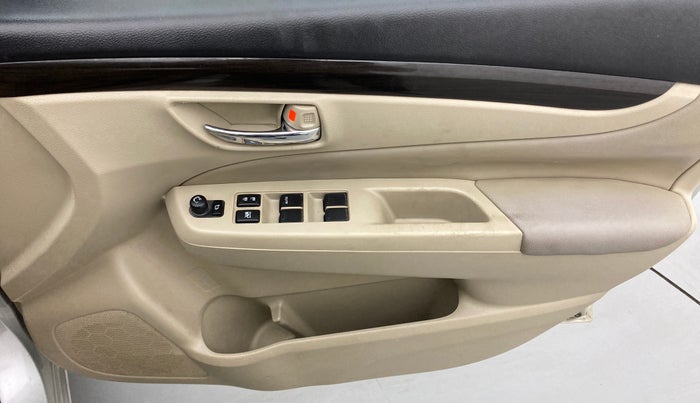 2015 Maruti Ciaz ZXI AMT, Petrol, Automatic, 90,118 km, Driver Side Door Panels Control