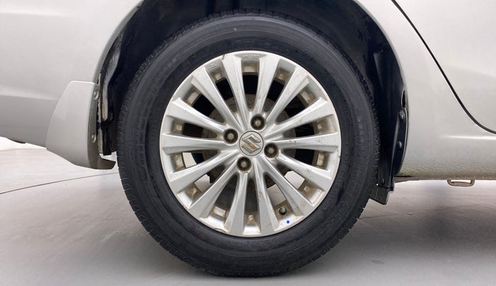 2015 Maruti Ciaz ZXI AMT, Petrol, Automatic, 90,118 km, Right Rear Wheel