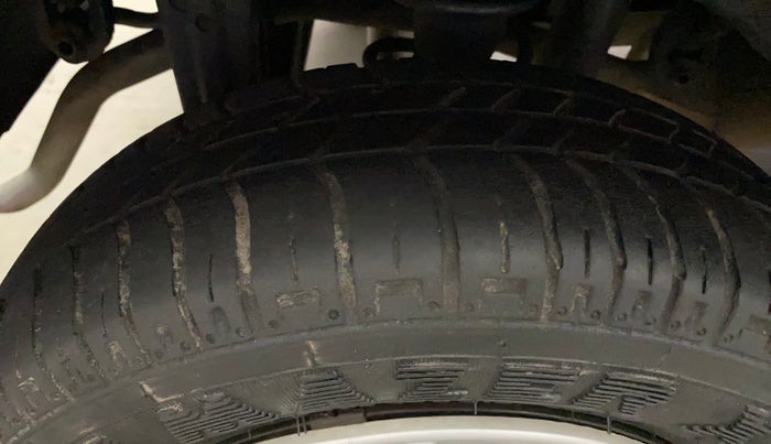 2013 Maruti Alto 800 LXI, Petrol, Manual, 39,801 km, Right Rear Tyre Tread