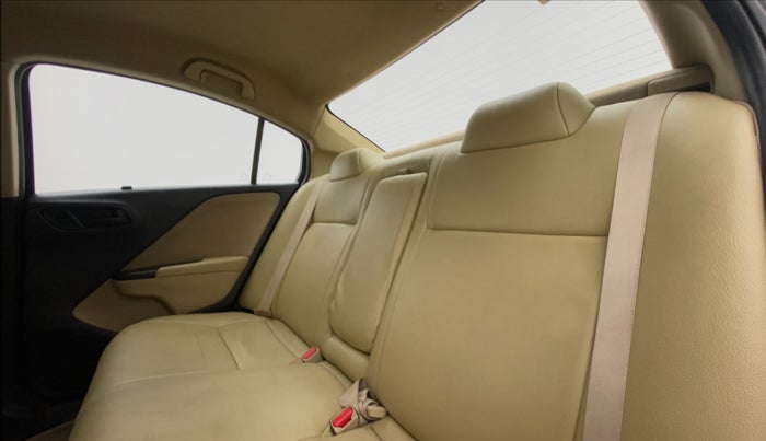 2016 Honda City 1.5L I-VTEC SV CVT, Petrol, Automatic, 73,640 km, Right Side Rear Door Cabin