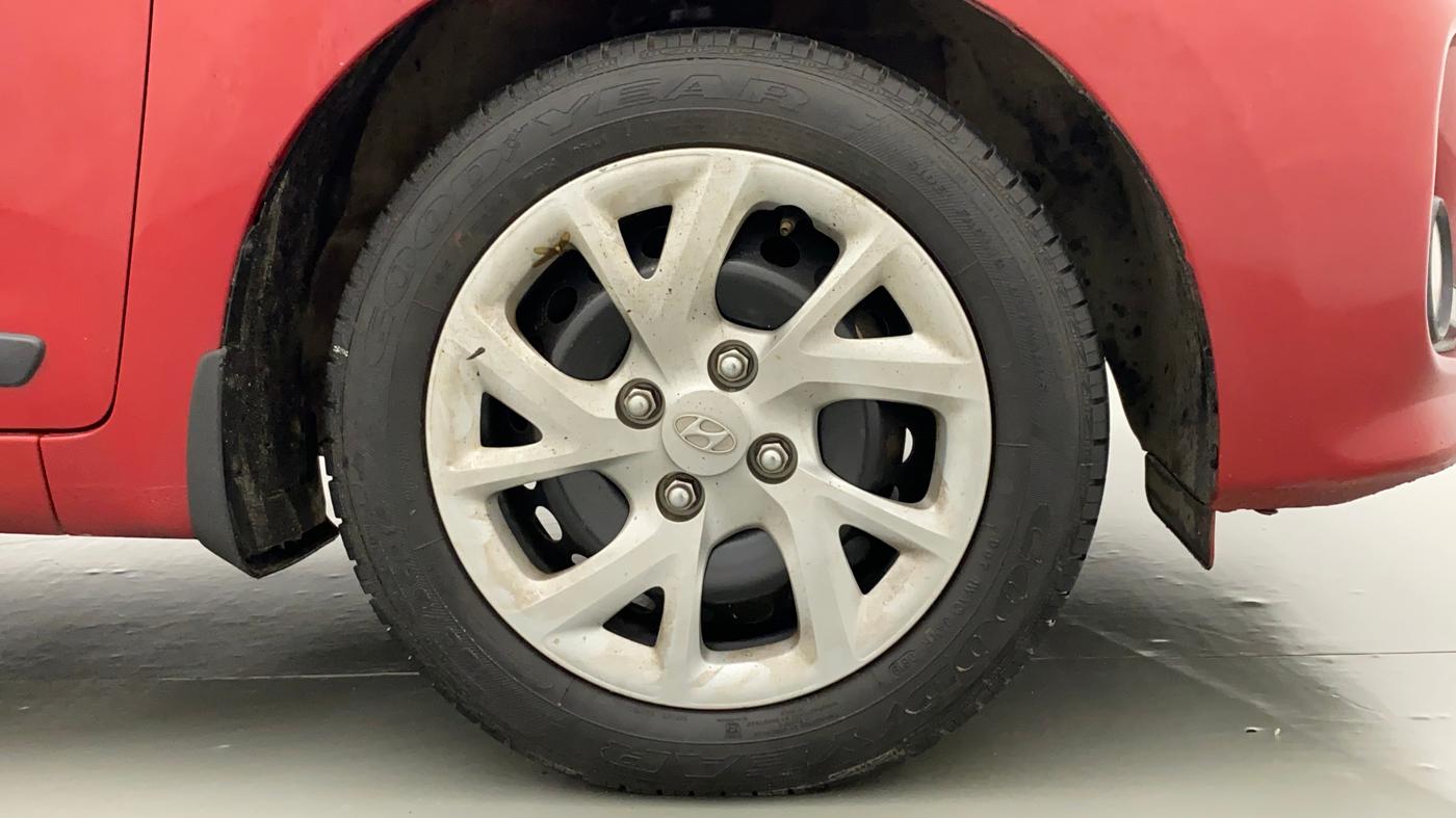 2019 Hyundai Grand i10 SPORTZ 1.2 KAPPA VTVT, CNG, Manual, 50,414 km, Right Front Wheel