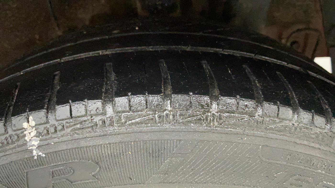 2019 Hyundai Grand i10 SPORTZ 1.2 KAPPA VTVT, CNG, Manual, 50,414 km, Left Rear Tyre Tread