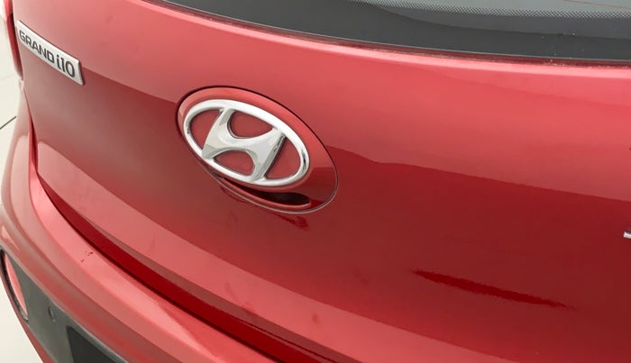 2019 Hyundai Grand i10 SPORTZ 1.2 KAPPA VTVT, CNG, Manual, 50,414 km, Dicky (Boot door) - Minor scratches