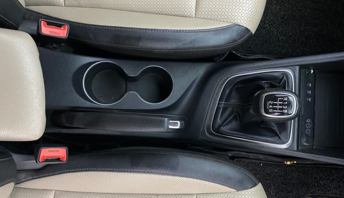2021 Hyundai Verna SX (O)1.5 VTVT, Petrol, Manual, 57,306 km, Gear Lever