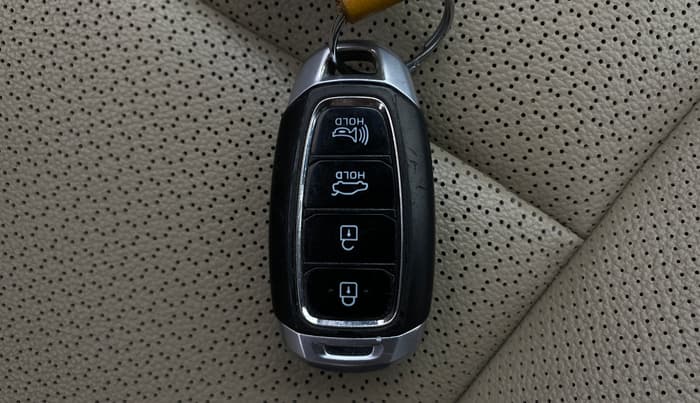 2021 Hyundai Verna SX (O)1.5 VTVT, Petrol, Manual, 57,306 km, Key Close Up