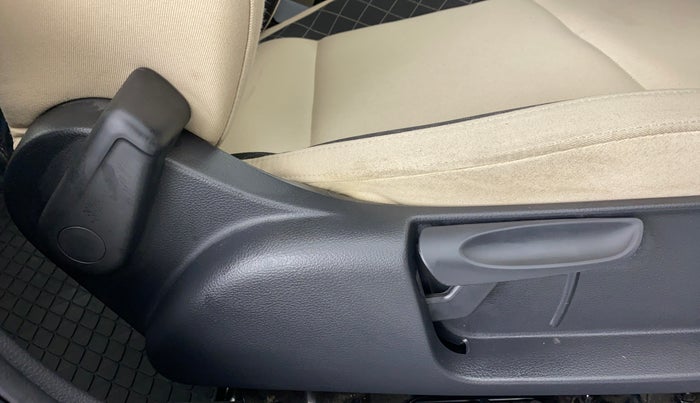 2021 Skoda Rapid 1.0 AMBITION TSI AT, Petrol, Automatic, 5,528 km, Driver Side Adjustment Panel