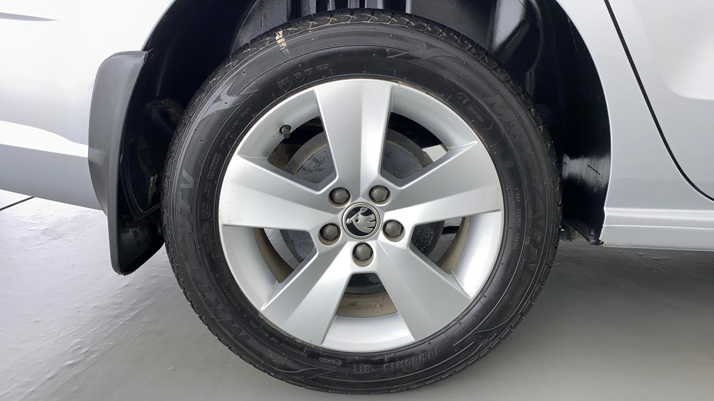2021 Skoda Rapid 1.0 AMBITION TSI AT, Petrol, Automatic, 5,528 km, Right Rear Wheel