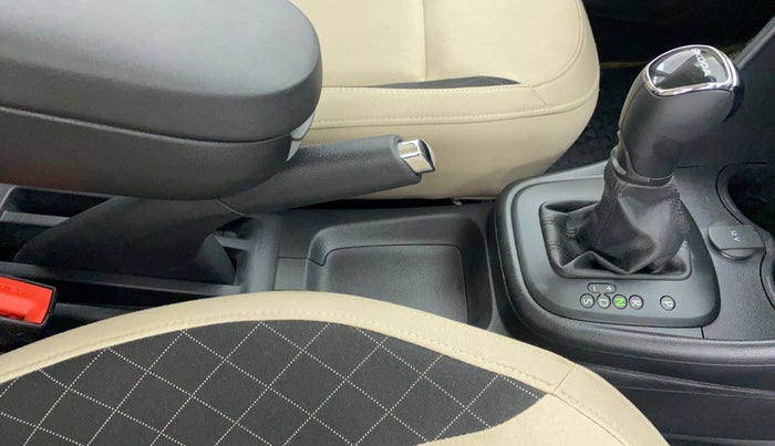 2021 Skoda Rapid 1.0 AMBITION TSI AT, Petrol, Automatic, 5,528 km, Gear Lever