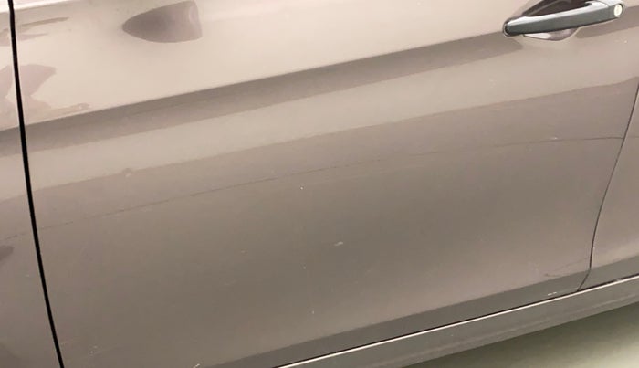 2017 Tata Tiago XE PETROL, Petrol, Manual, 43,483 km, Front passenger door - Slightly dented