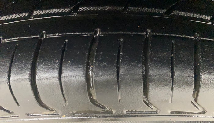 2017 Honda Jazz 1.2L I-VTEC V, Petrol, Manual, 53,535 km, Left Front Tyre Tread