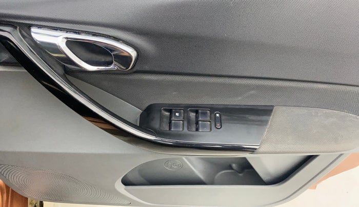 2017 Tata TIGOR XZ (O) PETROL, Petrol, Manual, 56,314 km, Driver Side Door Panels Control