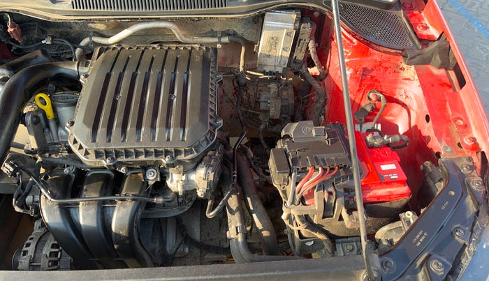 2019 Volkswagen Polo HIGHLINE PLUS 1.0, Petrol, Manual, 1,23,914 km, Engine View - Left