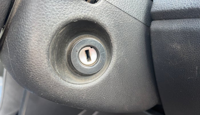 2019 Volkswagen Polo HIGHLINE PLUS 1.0, Petrol, Manual, 1,23,914 km, Keyless Start/ Stop Button