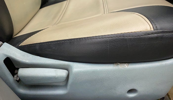 2014 Maruti Alto K10 LXI, Petrol, Manual, 19,023 km, Driver Side Adjustment Panel