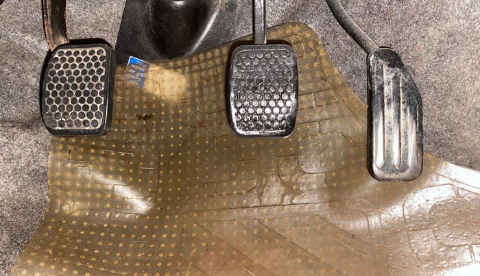 2014 Maruti Alto K10 LXI, Petrol, Manual, 19,023 km, Pedals