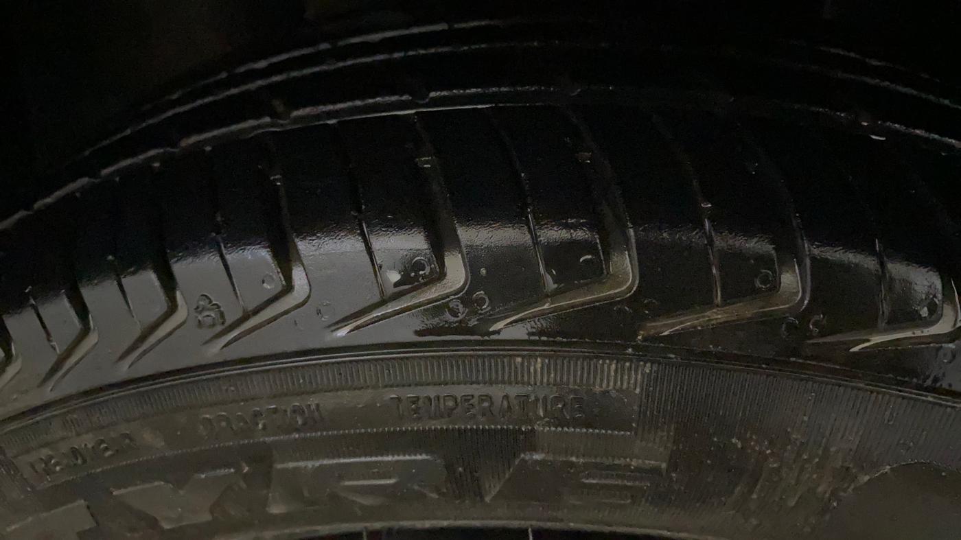 2019 Renault Kwid RXT 1.0 EDITION, CNG, Manual, 56,193 km, Left Front Tyre Tread